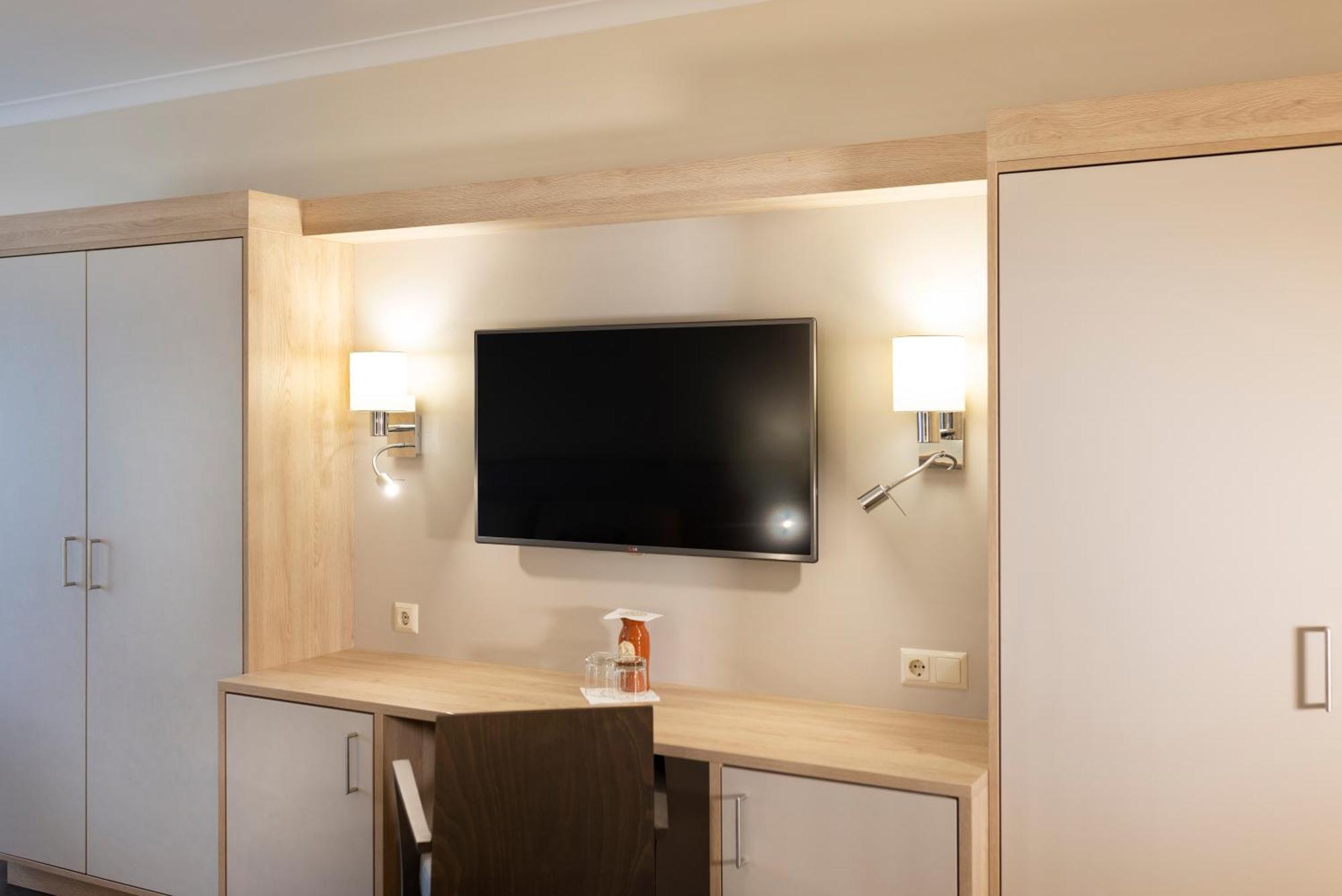 Vitalhotel Der Parktherme - Inkl Thermeneintritt & Sauna Μπαντ Ράντκεσμπουργκ Εξωτερικό φωτογραφία